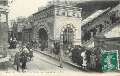 / CPA FRANCE 76 "Le Tréport, la gare du funiculaire"