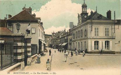 CPA FRANCE 77 "Montereau, la rue grande"