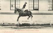 49 Maine Et Loire / CPA FRANCE 49 "Saumur, sauteur en liberté" / CHEVAL