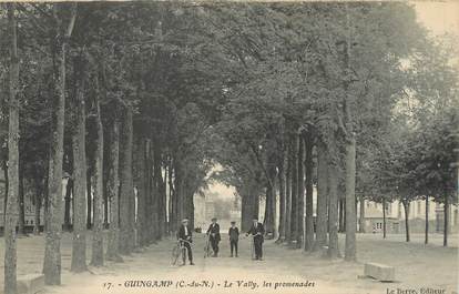 / CPA FRANCE 22 "Guincamp, le Vally, les Promenades"