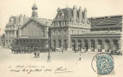 / CPA FRANCE 62 "Arras, la gare "