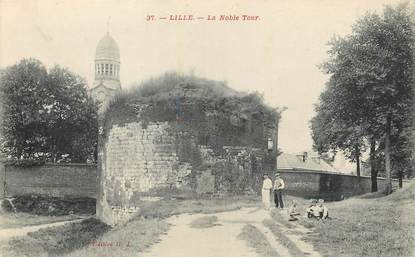 / CPA FRANCE 59 "Lille, la noble tour"