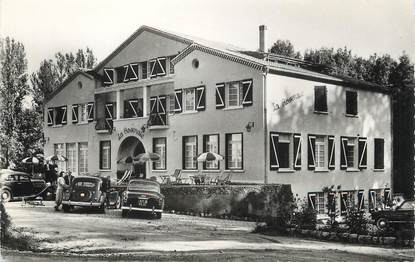 / CPSM FRANCE 32 "Barbotan les Thermes, la station de la Jambre malade, hôtel de la Roseraie"