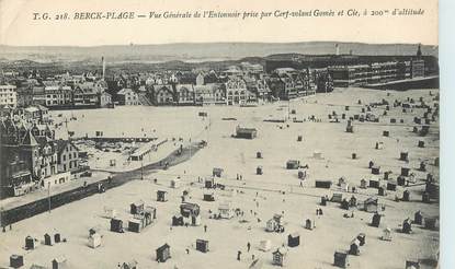 / CPA FRANCE 62 "Berck Plage, vue générale de l'entonnoir" / CERF VOLANT