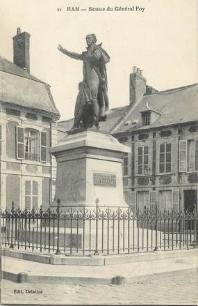 / CPA FRANCE 80 "Ham, statue du Général Foy"
