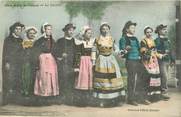 29 Finistere / CPA FRANCE 29 "Noce Bretonne, la Gavotte"