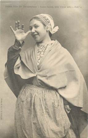 / CPA FRANCE 29 "Jeune fille de Douarnenez" / FOLKLORE