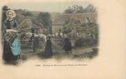 29 Finistere / CPA FRANCE 29 "Battage du blé dans une ferme du finistère"