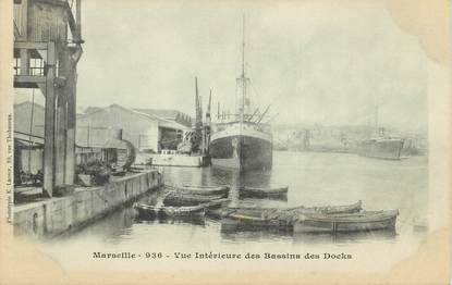 / CPA FRANCE 13 "Marseille, vue intérieure des bassins des Docks" / BATEAU