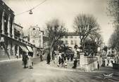 06 Alpe Maritime / CPSM FRANCE 06 "Grasse, boulevard Jeu de Ballon et square Fragonard"