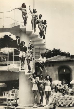 / CPSM MONACO "Monté Carlo, l'heure du bain au Beach "