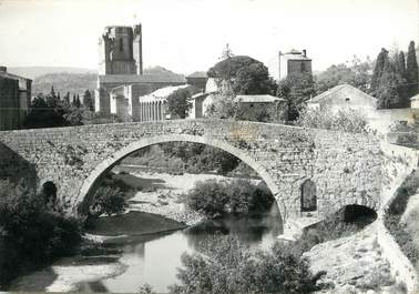 / CPSM FRANCE 11 "Lagrasse, le pont vieux et l'Abbaye"