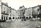 12 Aveyron / CPSM FRANCE 12 "Villefranche de Rouergue, place Notre Dame"