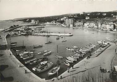 / CPSM FRANCE 13 "Cassis sur Mer, vue générale du port"