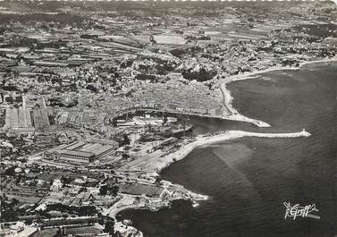 / CPSM FRANCE 13 "La Ciotat, vue aérienne, ensemble du port et de la ville"