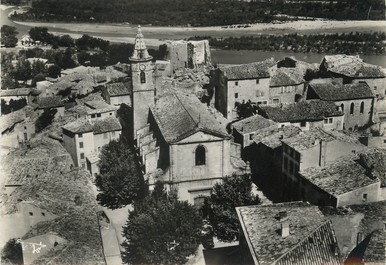 / CPSM FRANCE 13 "Mallemort, vue aérienne, quartier de l'église"