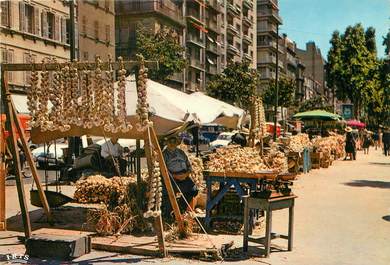 / CPSM FRANCE 13 "Marseille, la traditionnelle foire aux Aulx de la Saint Jean"