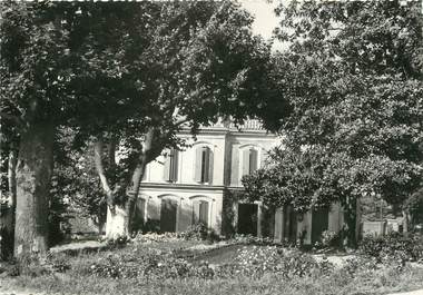 / CPSM FRANCE 13 "Marseille Le Cabot, maison de convalescence les Platanes"