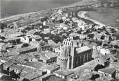 13 Bouch Du Rhone / CPSM FRANCE 13 "Les Saintes Maries de la Mer, vue générale aérienne"