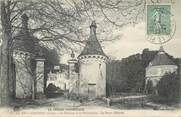 61 Orne / CPA FRANCE 61 "Le Pin la Garenne, le château de la Pellonière, la porte d'entrée" / PRECURSEUR, avant 1900