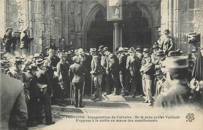/ CPA FRANCE 22 "Tréguier, inauguration du calvaire" / PRECURSEUR, avant 1900 