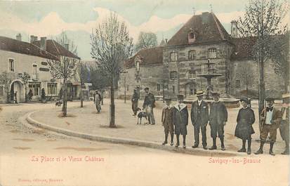 CPA FRANCE 21 "Savigny les Beaune, la Place et le vieux chateau"