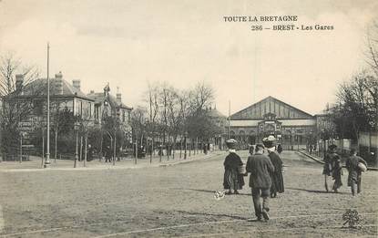/ CPA FRANCE 29 "Brest, les gares" / PRECURSEUR, avant 1900"
