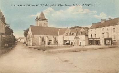 / CPA FRANCE 49 "Les Rosiers sur Loire, place Jeanne de Laval" / PRECURSEUR, avant 1900