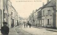 49 Maine Et Loire / CPA FRANCE 49 "Les ponts de Cé, rue Victor Hugo" / PRECURSEUR, avant 1900 