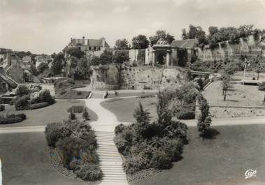 / CPSM FRANCE 14 "Caen, les remparts du château"