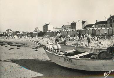 / CPSM FRANCE 14 "Langrune sur Mer, les cabines"