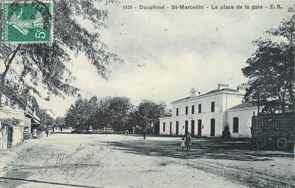 / CPA FRANCE 38 "Saint Marcellin, la place de la gare"