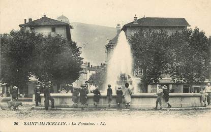 / CPA FRANCE 38 "Saint Marcellin, la fontaine"