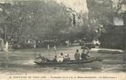 84 Vaucluse / CPA FRANCE 84 "Fontaine de Vaucluse, promenade sur le lac"