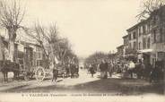 84 Vaucluse / CPA FRANCE 84 "Valréas, cours Saint Antoine et cours du Berteuil"