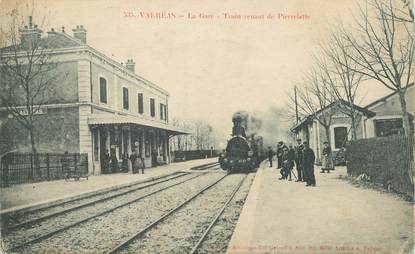 / CPA FRANCE 84 "Valréas, la gare" / TRAIN