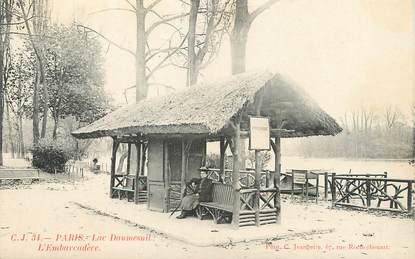 / CPA FRANCE 75012 "Paris, Lac Daumesnil, l'embarcadère"