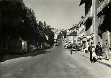 CPSM FRANCE 05 "Briançon, avenue Maurice Petsche et la chaussée"