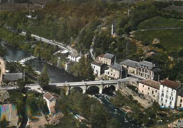 / CPSM FRANCE 15 "Ferrières Saint Mary, vue aérienne"