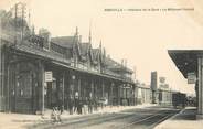 80 Somme / CPA FRANCE 80 "Abbeville, intérieur de la gare"