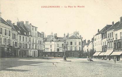 / CPA FRANCE 77 "Coulommiers, la place du marché "