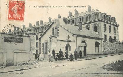 / CPA FRANCE 77 "Coulommiers, caserne Beaurepaire"