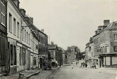 CPSM FRANCE 27 "Le Neubourg, rue de l'Hôtel de ville"