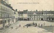 77 Seine Et Marne / CPA FRANCE 77 "La Ferté Gaucher, place de l'hôtel de ville"