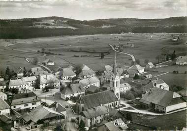 CPSM FRANCE 25 "Orchamps Vennes, quartier de l'Eglise, vue aérienne"