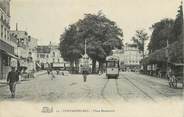 77 Seine Et Marne / CPA FRANCE 77 "Fontainebleau, place Denecourt"