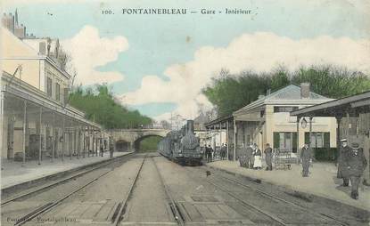 / CPA FRANCE 77 "Fontainebleau, gare"