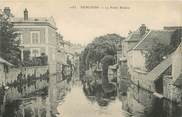 77 Seine Et Marne / CPA FRANCE 77 "Nemours, la petite rivière"