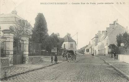 / CPA FRANCE 77 "Brie Comte Robert, grande rue de Paris"