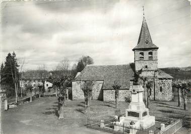 / CPSM FRANCE 15 "Saint Martin Cantales, église et le manoir"